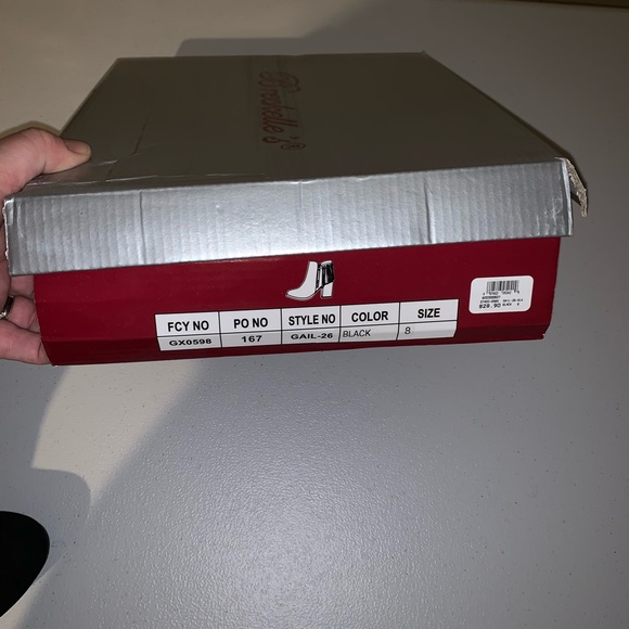 $3 IF BUNDLED Breckelle’s black faux suede booties w/fringe - Picture 4 of 5